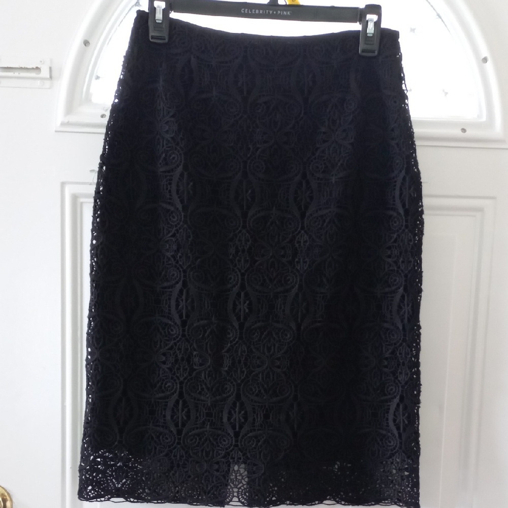 SOLD - ELIE TAHARI.